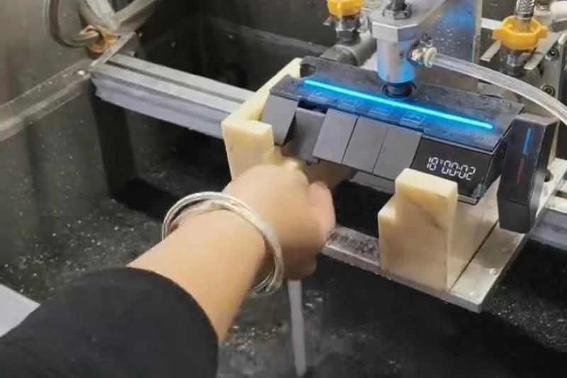 Shower Faucet Splash Test